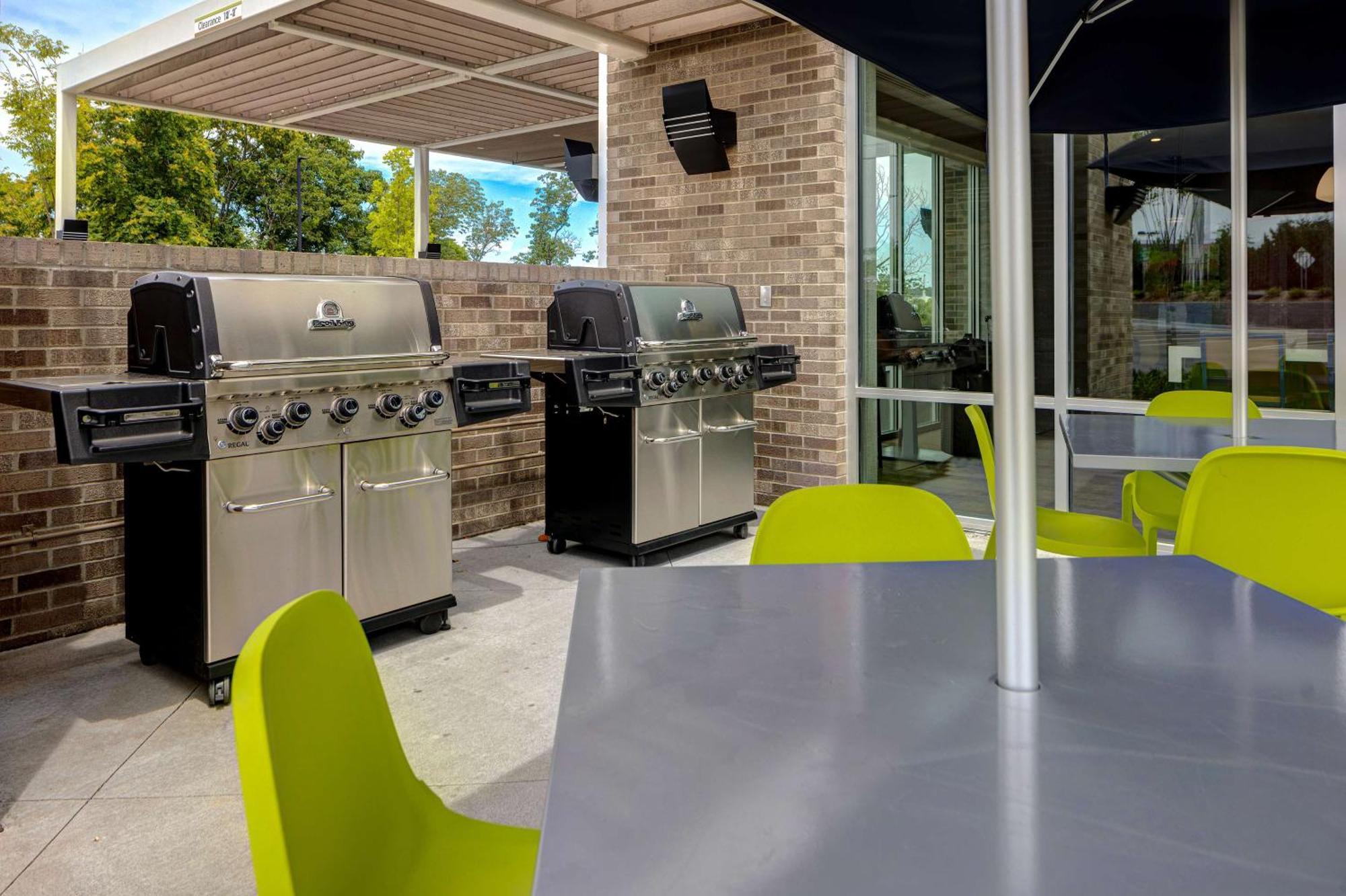 Home2 By Hilton Downtown-metrocenter Hotel