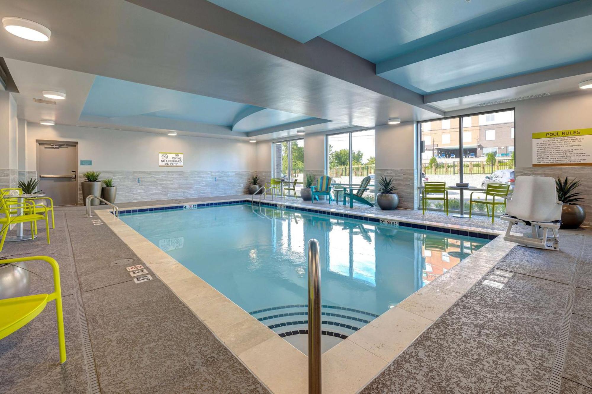 Home2 By Hilton Downtown-metrocenter 3*
