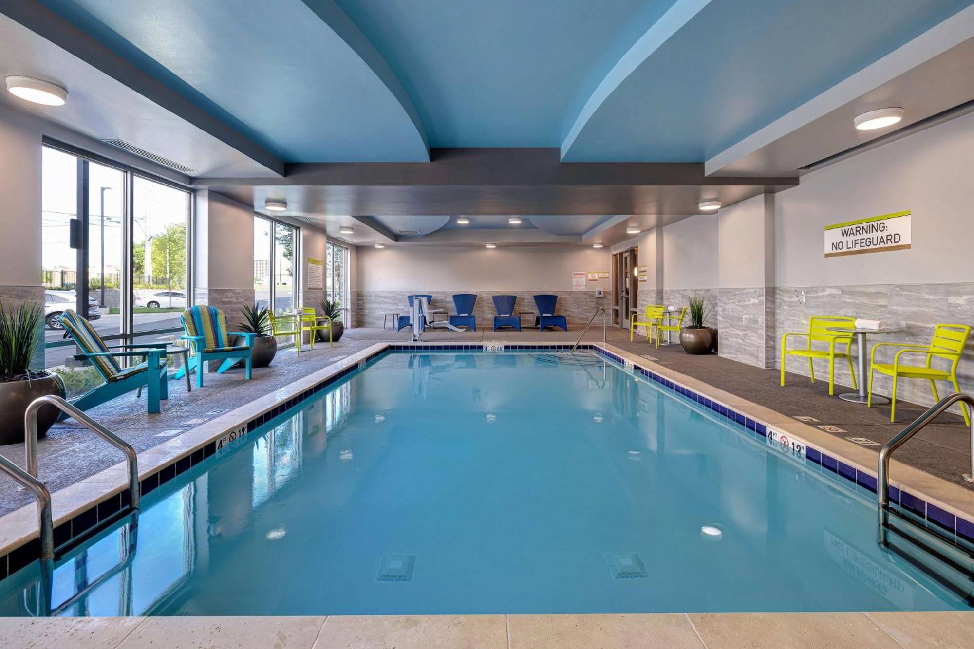 Home2 By Hilton Downtown-metrocenter Hotel 3*
